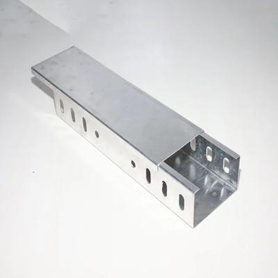 Goede prijs Hangende plafondkabelbak C-vormige ontwerphoogte 50-200 mm Metalen kabelbak online